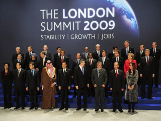 Foto de Grupo do Cuminio do G-20 en Londres; clic para aumentar