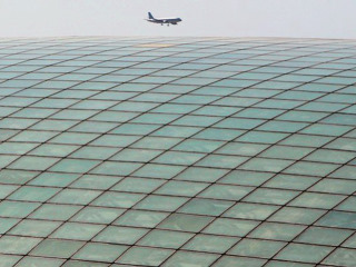 Techo de la terminal T3 del aeropuerto de Beijing; clic para aumentar