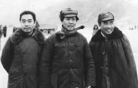 Zhou Enlai, Mao Zedong e Zhu De na Longa marcha.